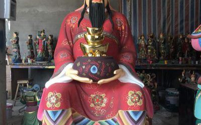 玻璃鋼彩繪大型神佛寺廟供奉財(cái)神雕塑