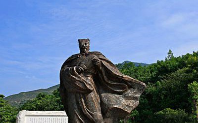 景區(qū)三國著名人物仿銅玻璃鋼諸葛亮雕塑