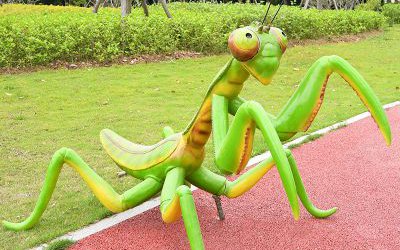 游樂園廣場(chǎng)仿真大號(hào)螳螂玻璃鋼雕塑