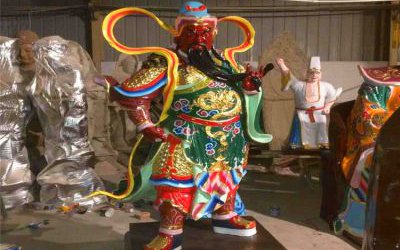 玻璃鋼彩繪景區(qū)大型站立式關(guān)公雕塑