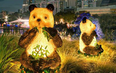 公園創意玻璃鋼照明熊貓雕塑