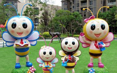 別墅小區玻璃鋼卡通蜜蜂雕塑