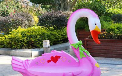 玻璃鋼卡通粉紅天鵝座椅雕塑戶外幼兒園美陳園林景觀裝飾擺件