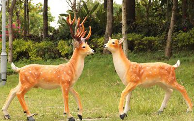 戶外草坪玻璃鋼仿真動(dòng)物梅花鹿雕塑