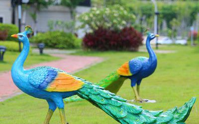 戶外草坪玻璃鋼彩繪仿真孔雀雕塑